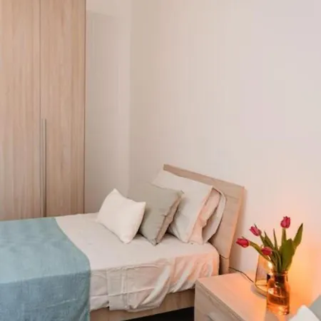 Amazing 2 Bed In Centre - Designer Finish * Gzira