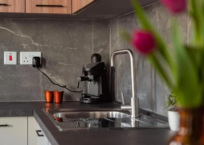 Amazing 2 Bed In Centre - Designer Finish Gzira